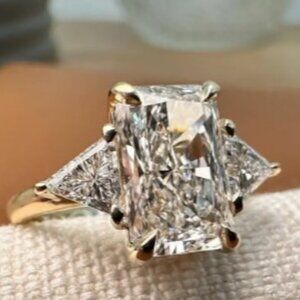 Princess Cut Ring 14K Gold-plated Ribbon White Square Cubic Zirconia Size 8